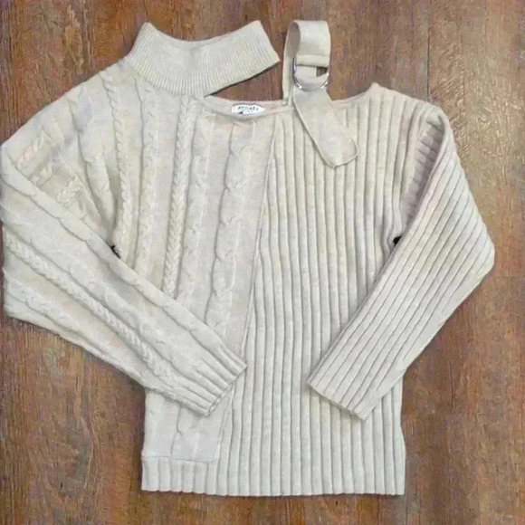 Andree by Unit women's beige sweater size small - Picture 1 of 4